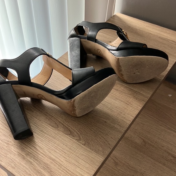 Black Michael Kors Heel - Picture 5 of 5